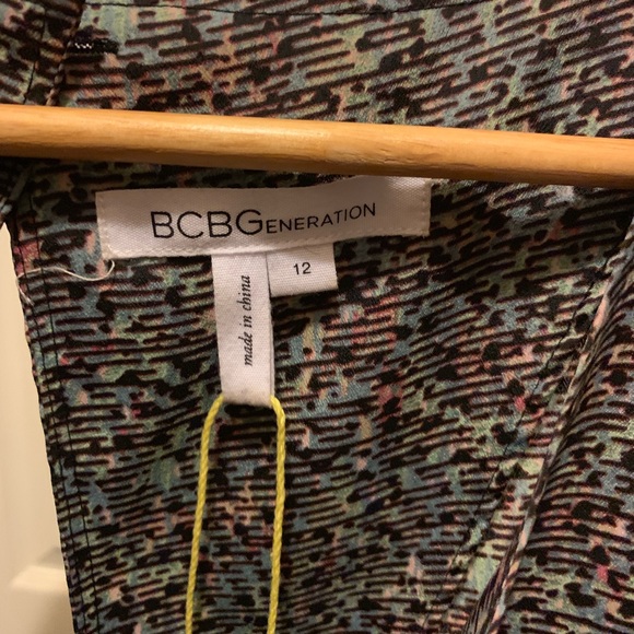 BCBG Generation open back dress - Picture 3 of 3